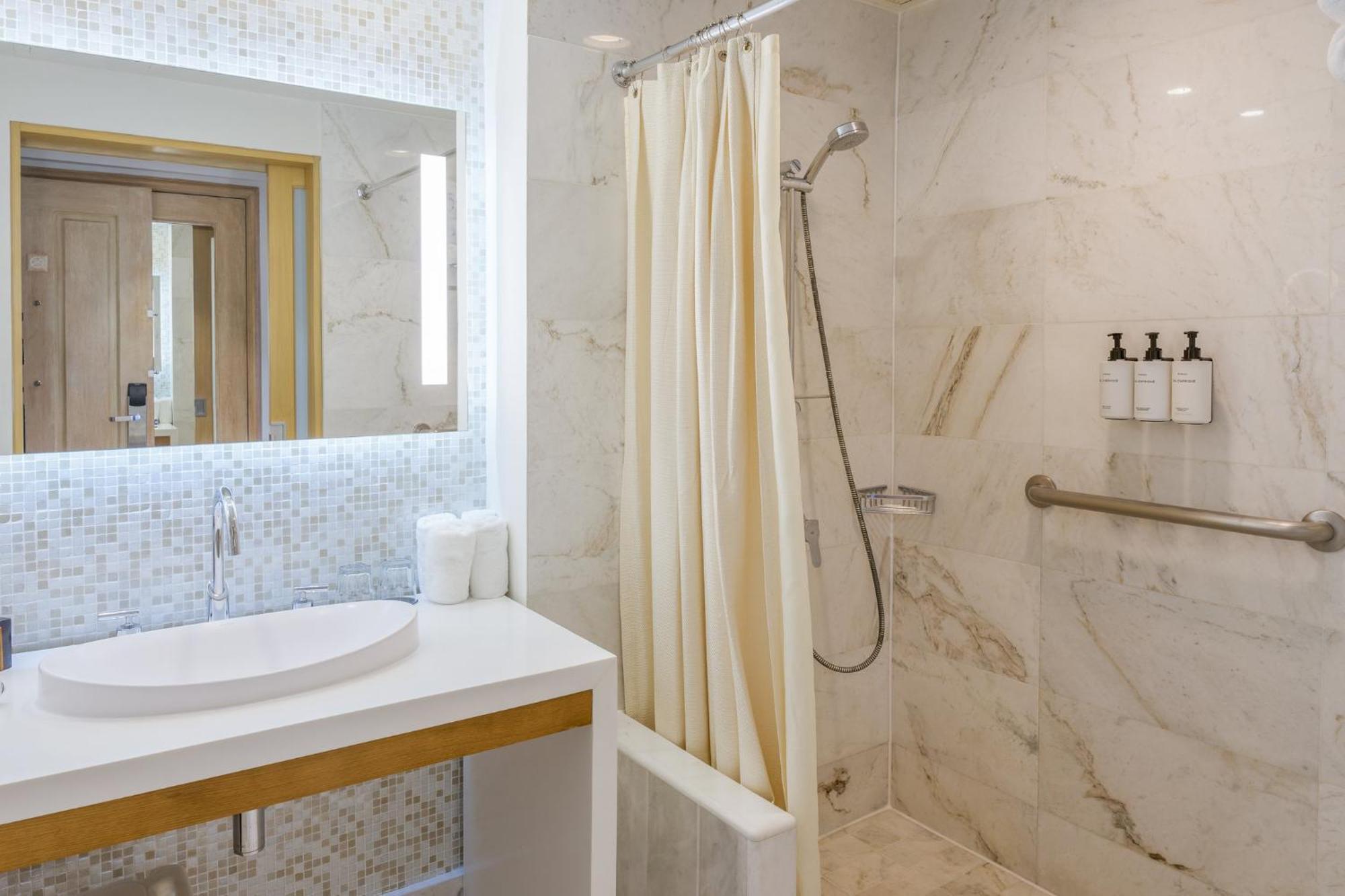 Intercontinental Tegucigalpa At Multiplaza Mall By Ihg Экстерьер фото