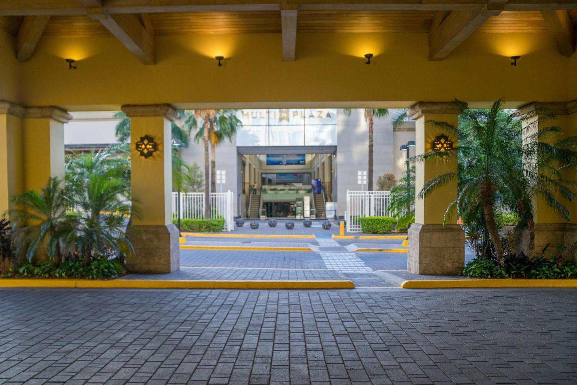Intercontinental Tegucigalpa At Multiplaza Mall By Ihg Экстерьер фото